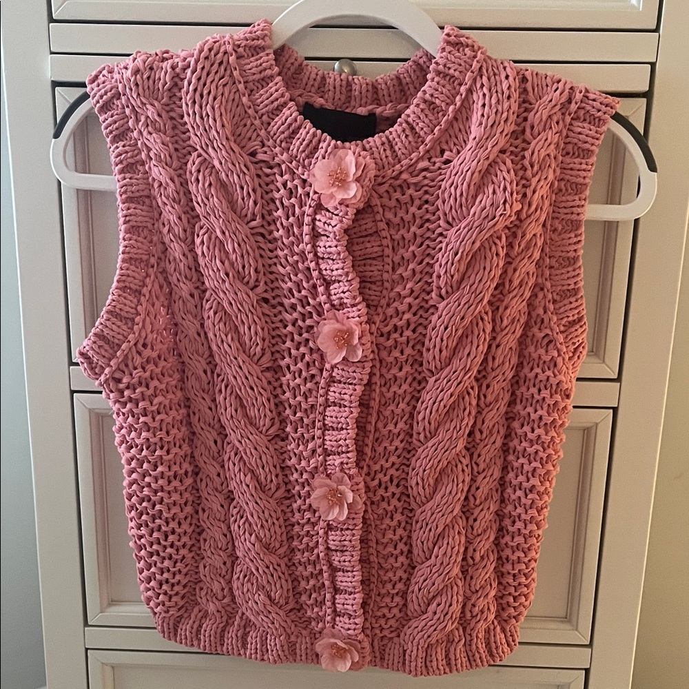 Zara Pink Cable-Knit Sleeveless Cardigan with Floral Buttons